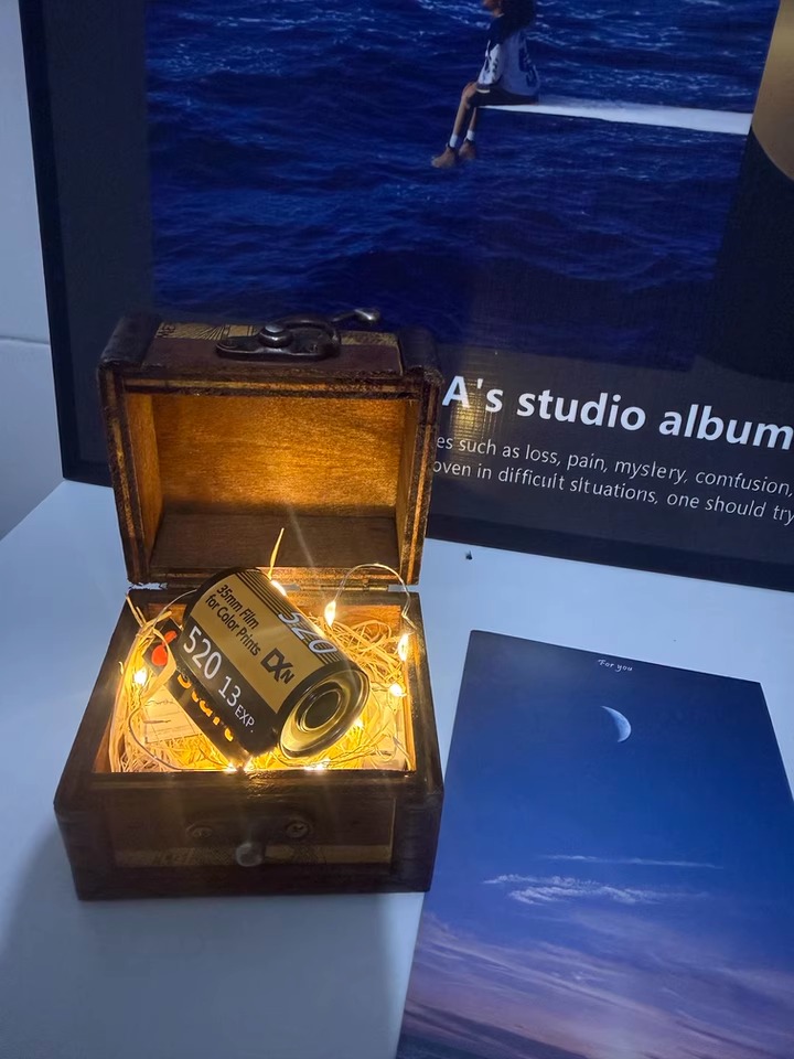 Personalized Film Photo Album – Custom Picture Roll Gift for Couples, Anniversary & Special Memories - Image 9